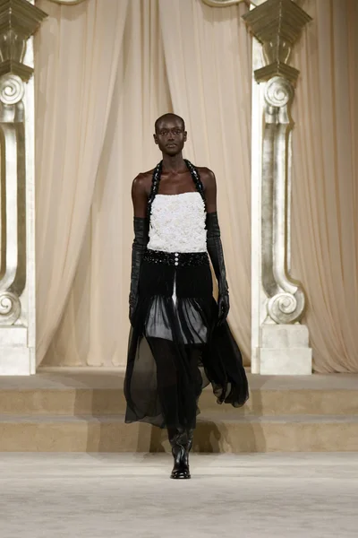 Look 34
